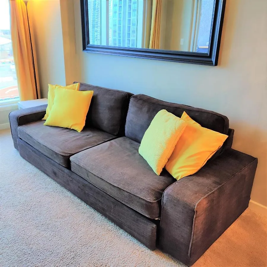 Monki Di Executive Suites - Alura Calgary