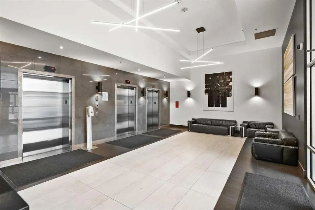 Monki Di Executive Suites - Alura Calgary